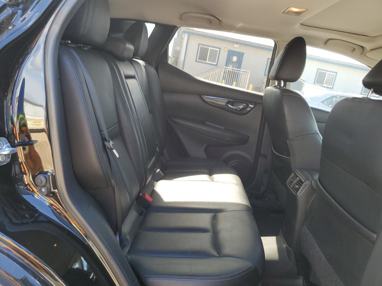 Nissan Rogue S Image 11