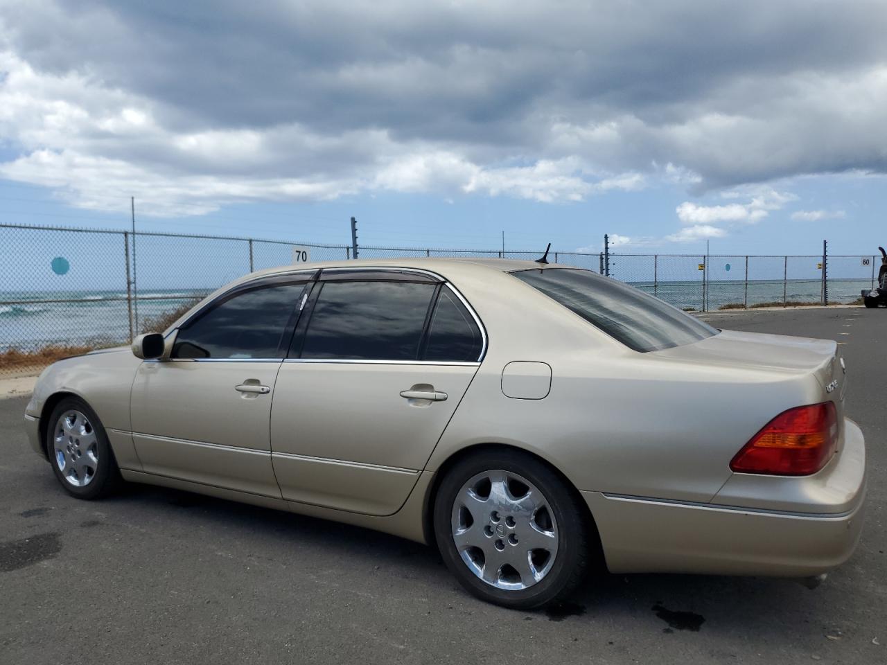 Lexus LS 430 Image 11
