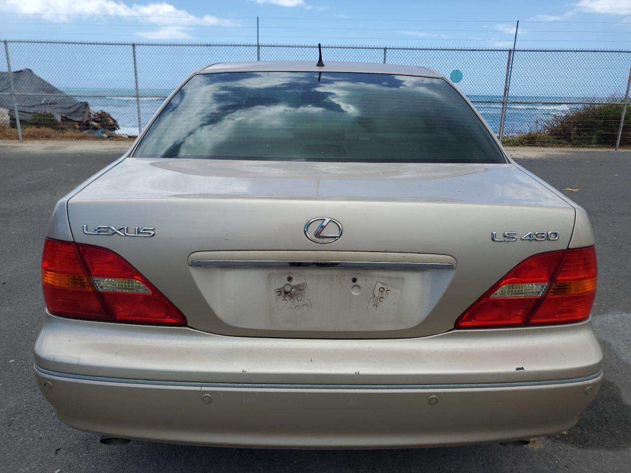 Lexus LS 430 Image 6