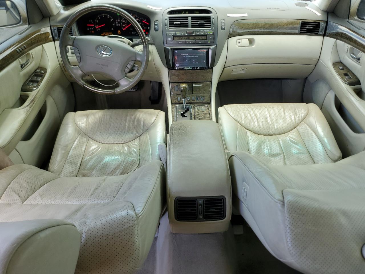 Lexus LS 430 Image 3