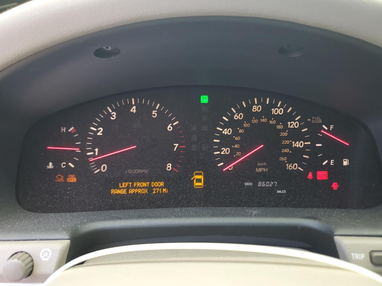 Lexus LS 430 Image 5