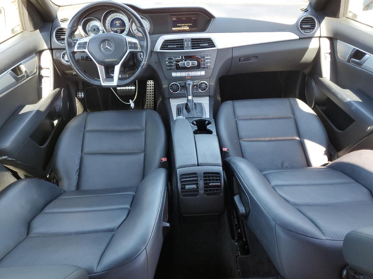 Mercedes-Benz C-Class 250 Image 6