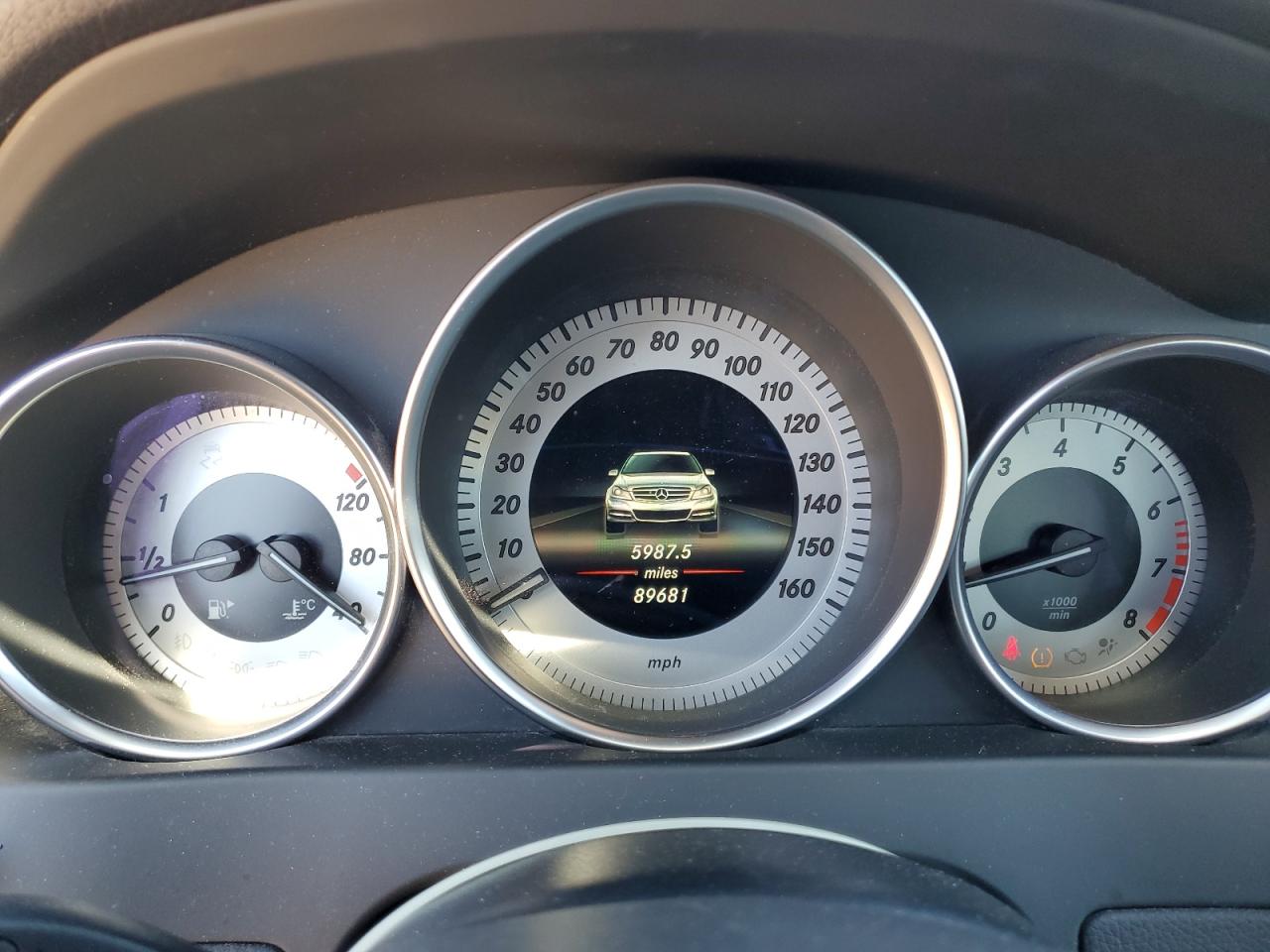 Mercedes-Benz C-Class 250 Image 8