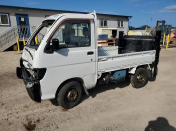  Salvage Daihatsu Hijet