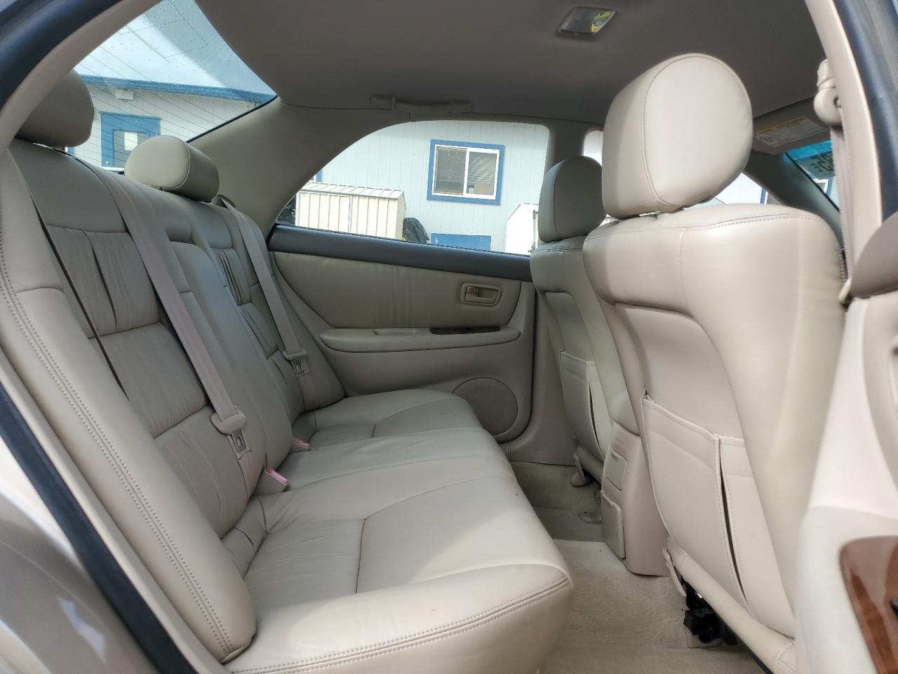 Lexus Es 300 Image 11