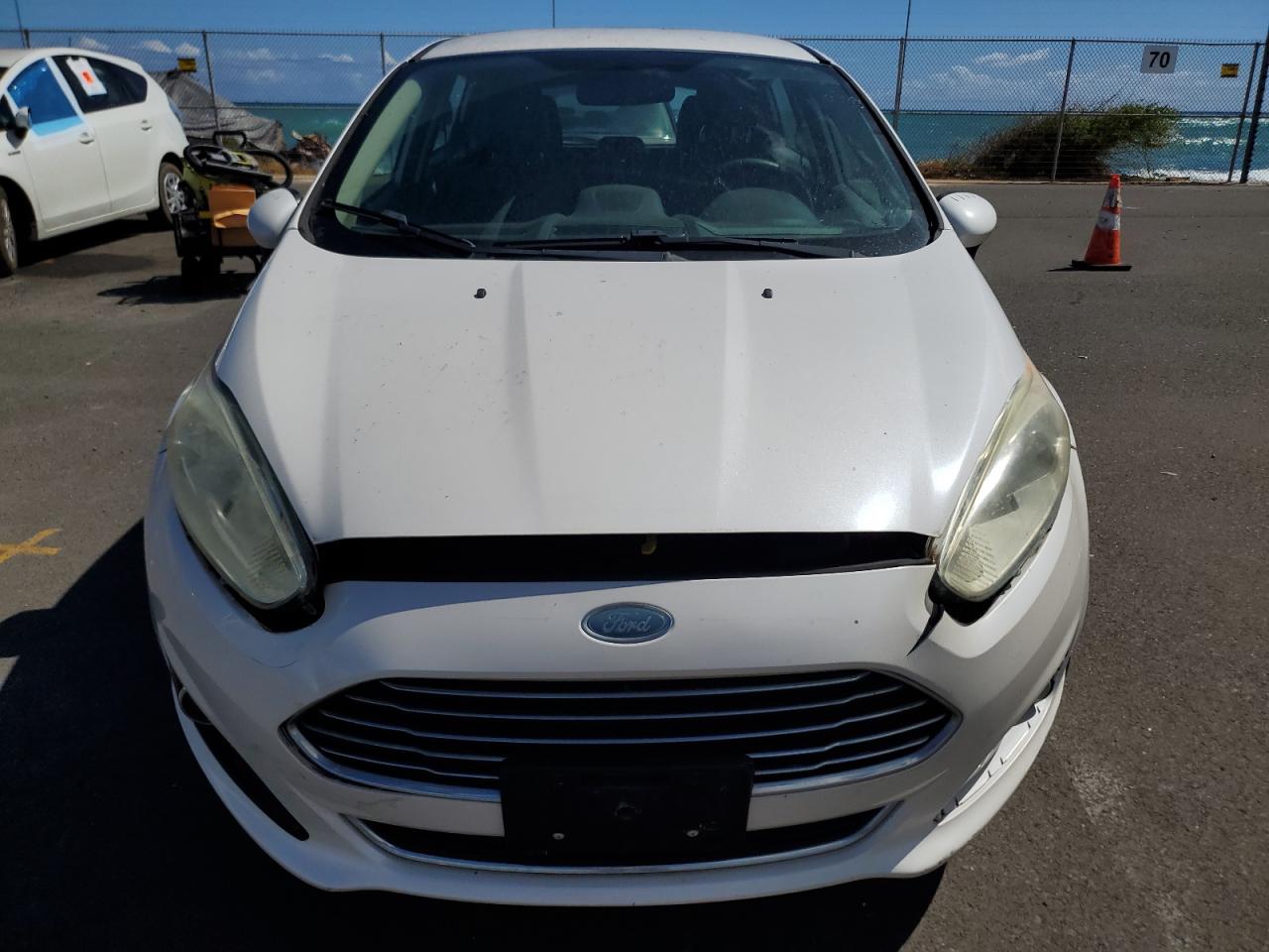 Ford Fiesta Titanium Image 11