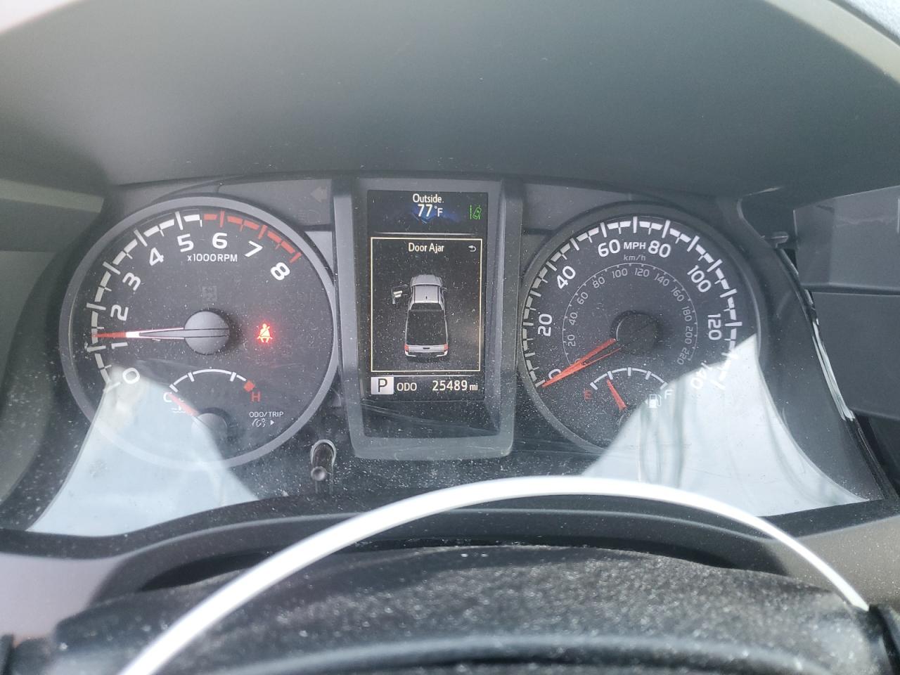 Toyota Tacoma Access Cab Image 12