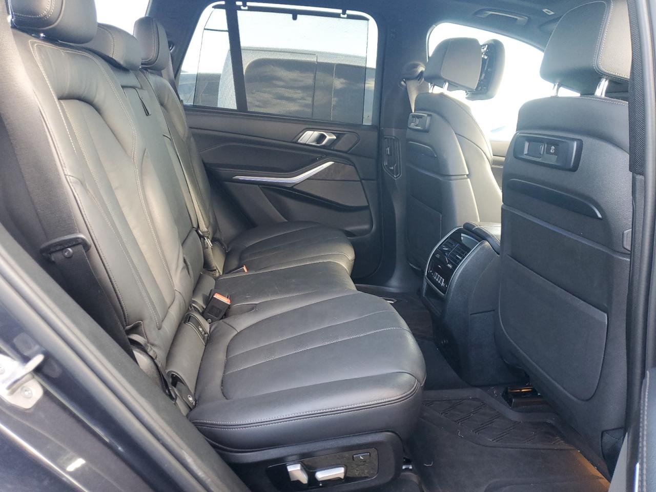 BMW X Series Xdrive40i Image 9