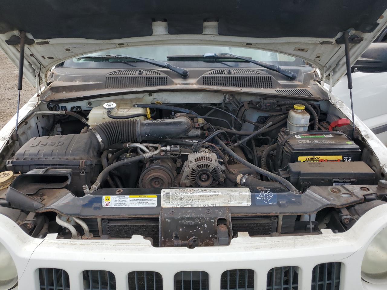 Jeep Liberty Sport Image 8