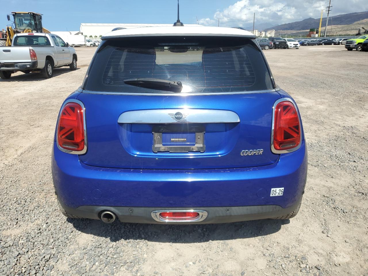 MINI Cooper Image 2