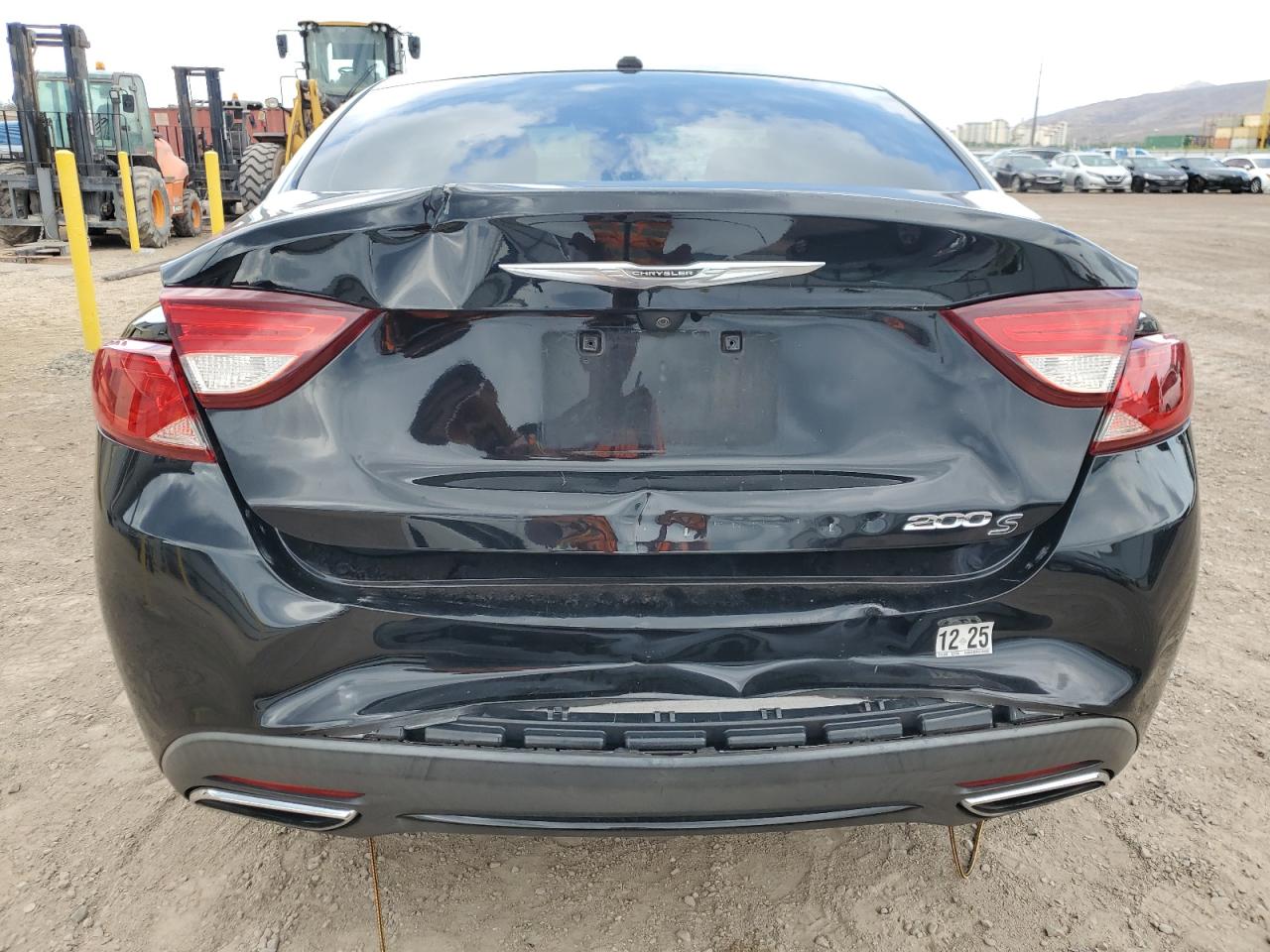 Chrysler 200 S Image 7