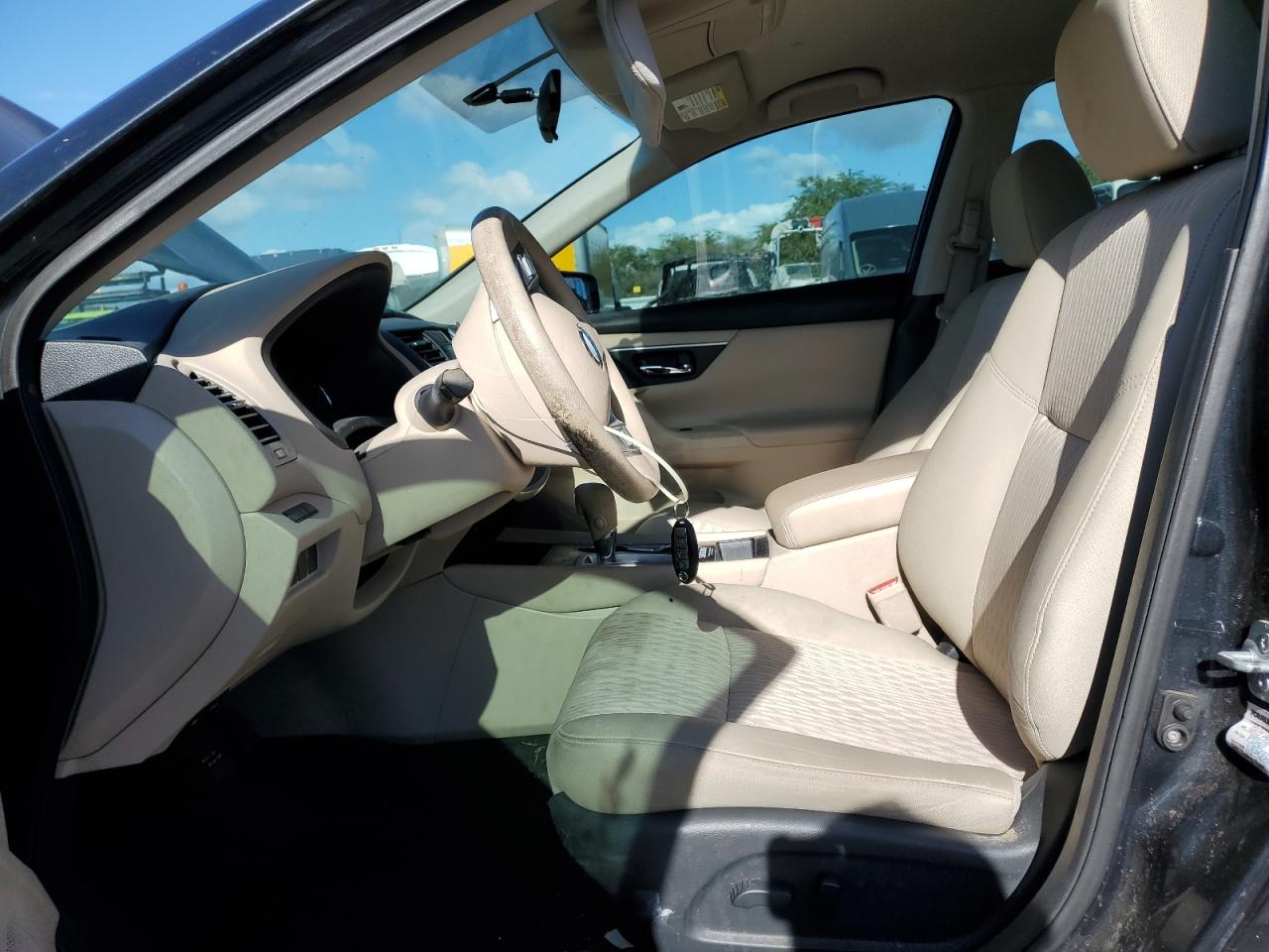 Nissan Altima 2.5 Image 8