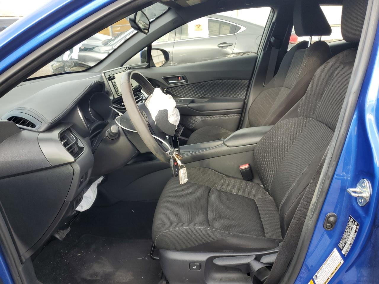 Toyota C-HR Xle Image 11