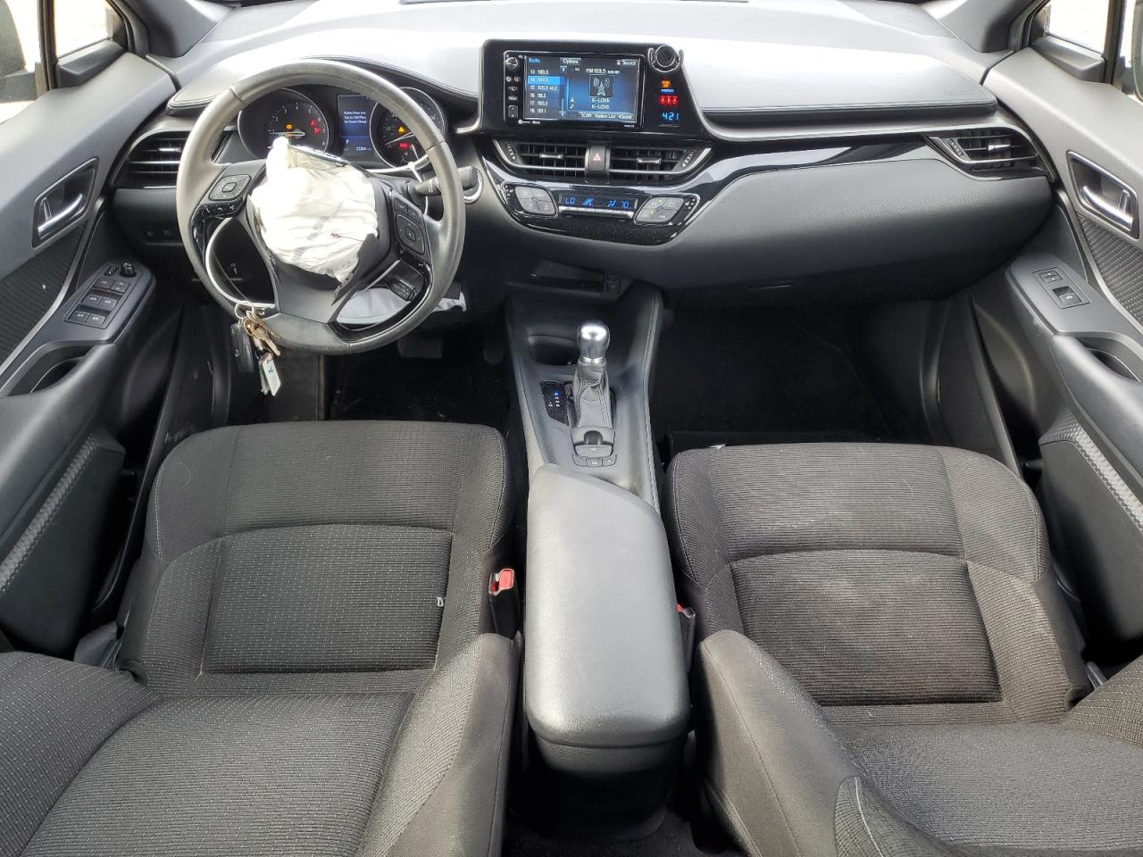 Toyota C-HR Xle Image 7