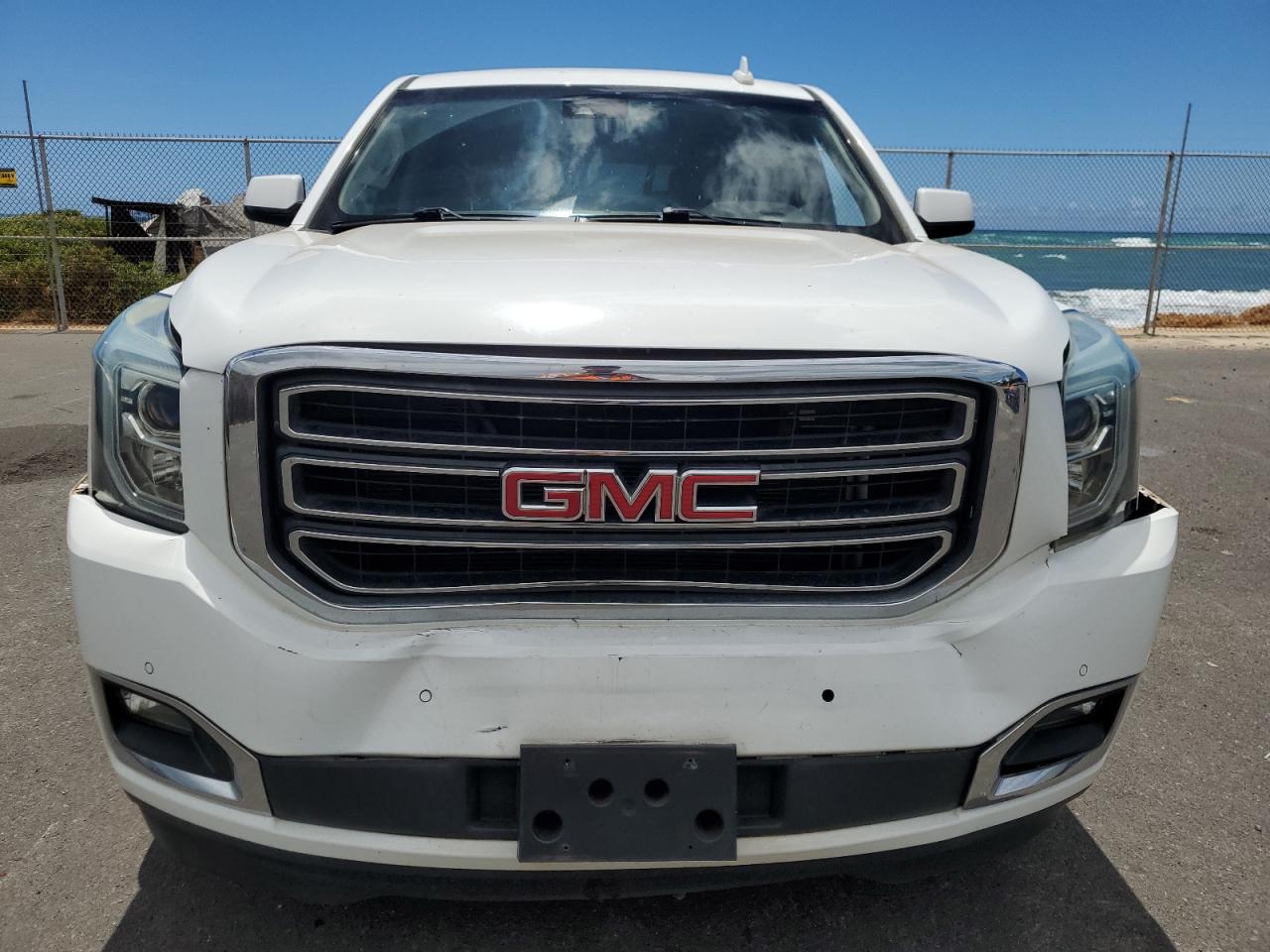 GMC Yukon Slt Image 6