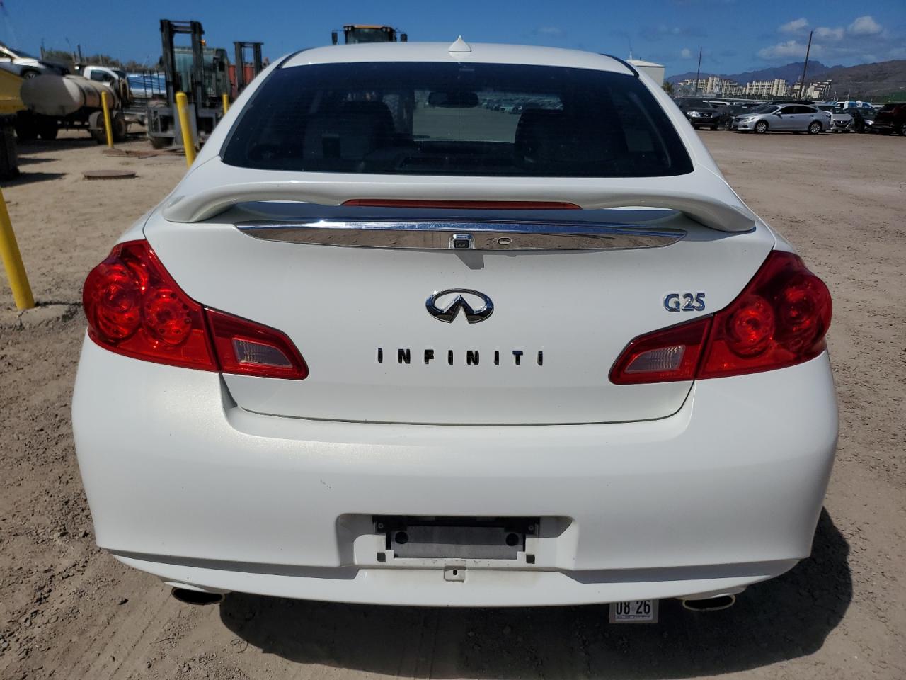 INFINITI G25 Base Image 9