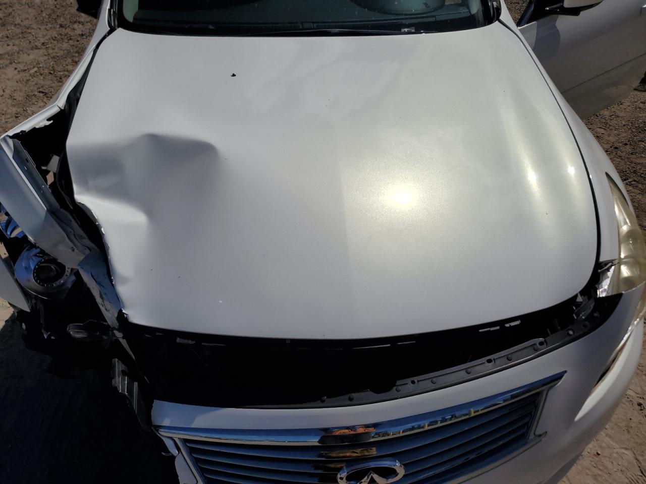 INFINITI G25 Base Image 11