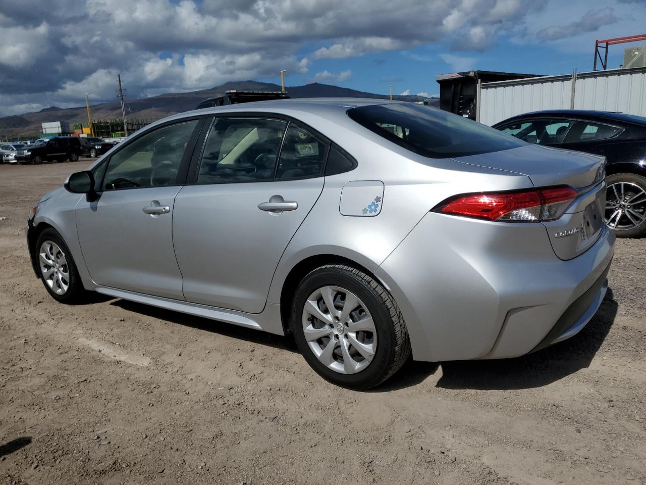 Toyota Corolla Le Image 4