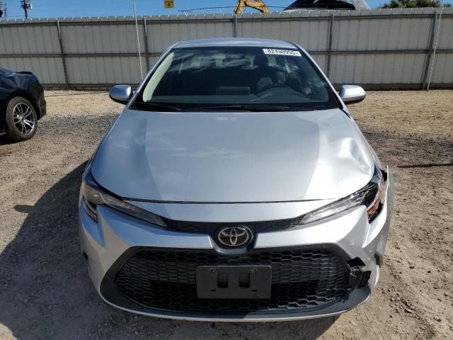 Toyota Corolla Le Image 7