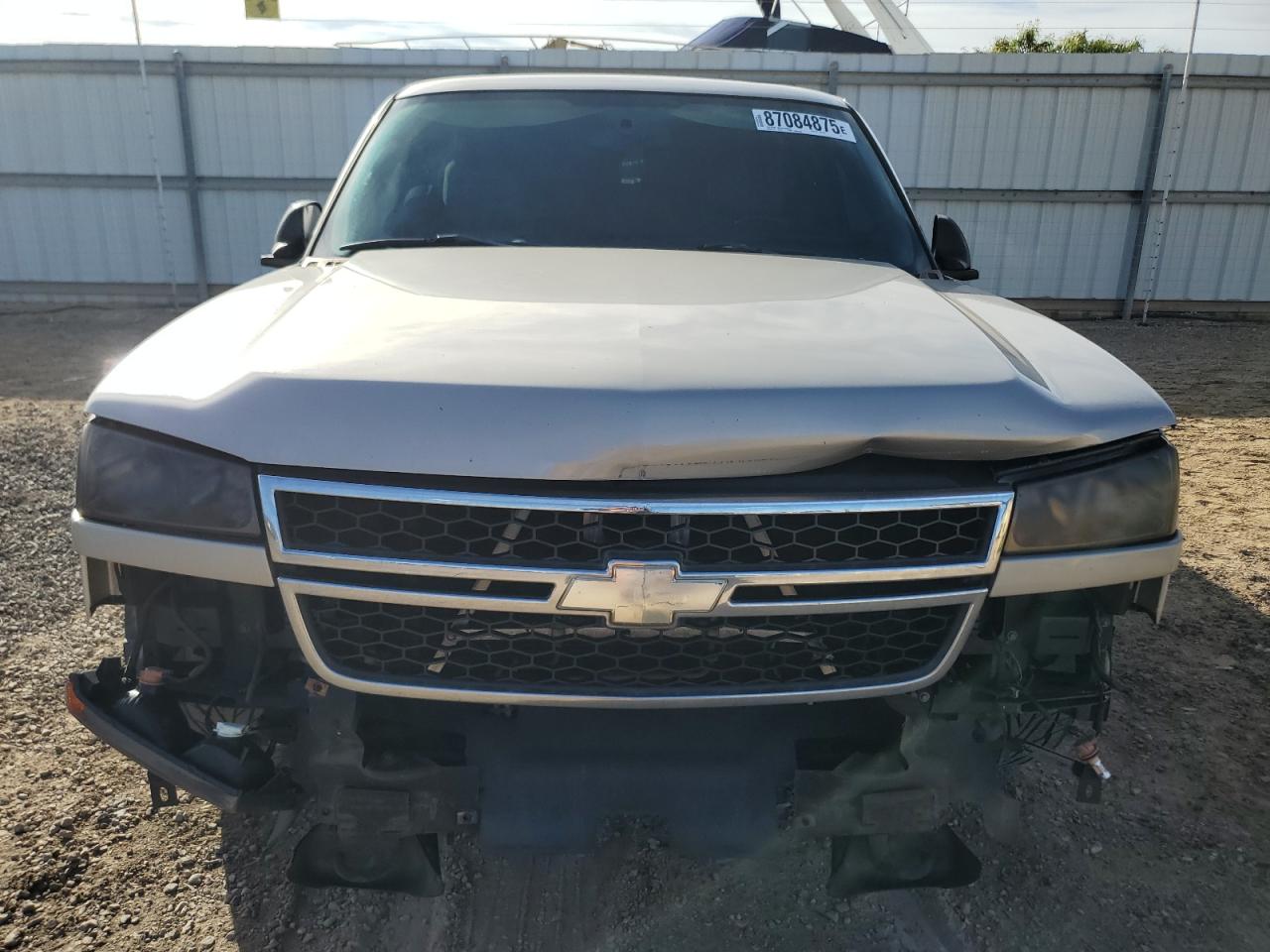 Chevrolet Silverado C1500 Image 10