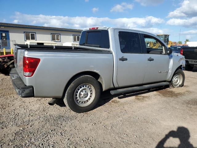 Nissan Titan Xe Image 3