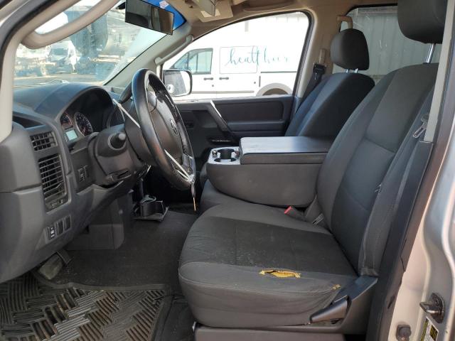 Nissan Titan Xe Image 8