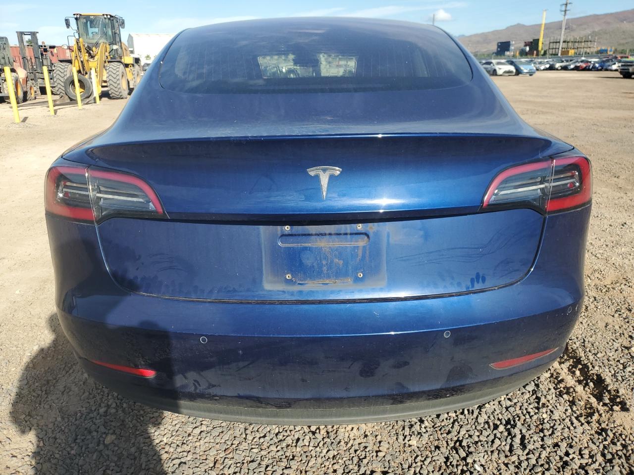 Tesla Model 3 Image 10
