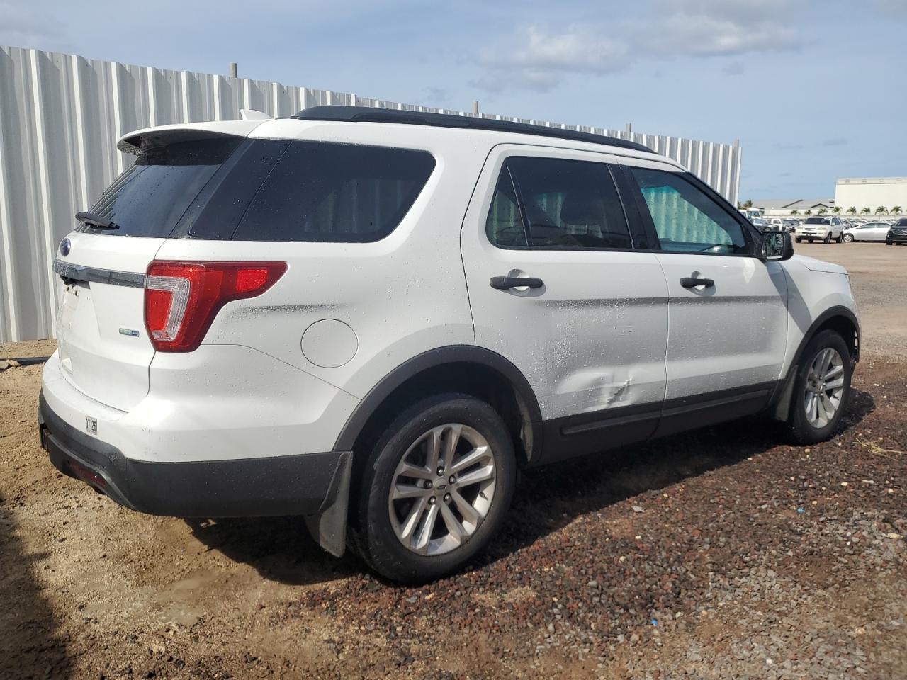 Ford Explorer Image 5