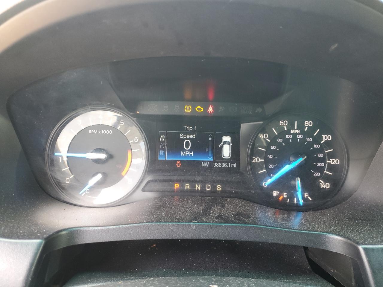 Ford Explorer Image 9