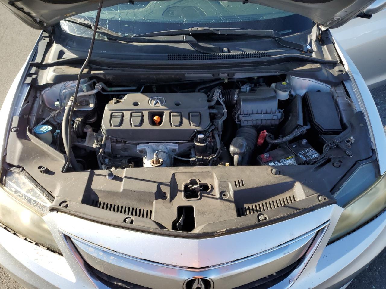 Acura ILX 20 Image 12