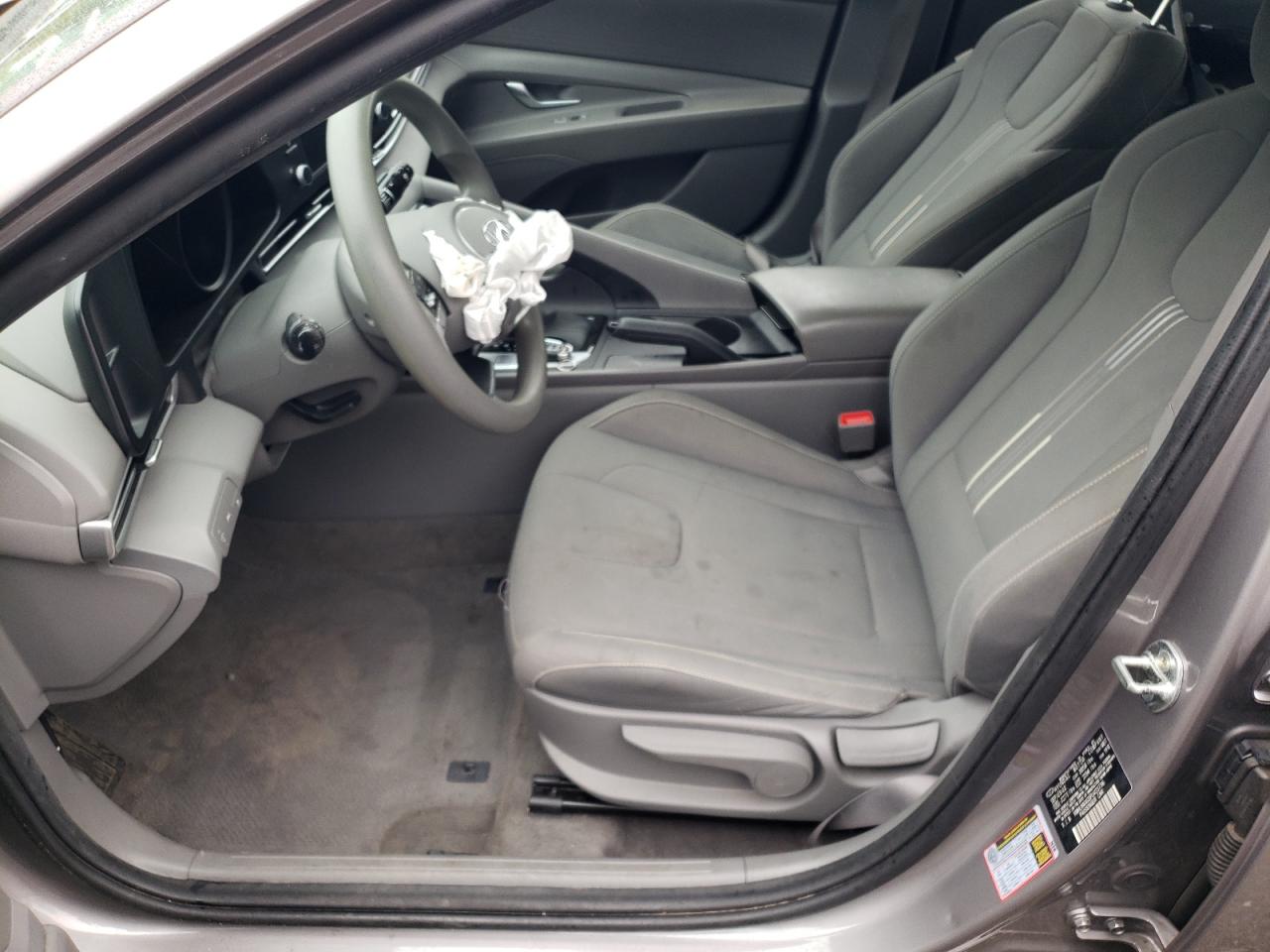 Hyundai ELANTRA Sel Image 7