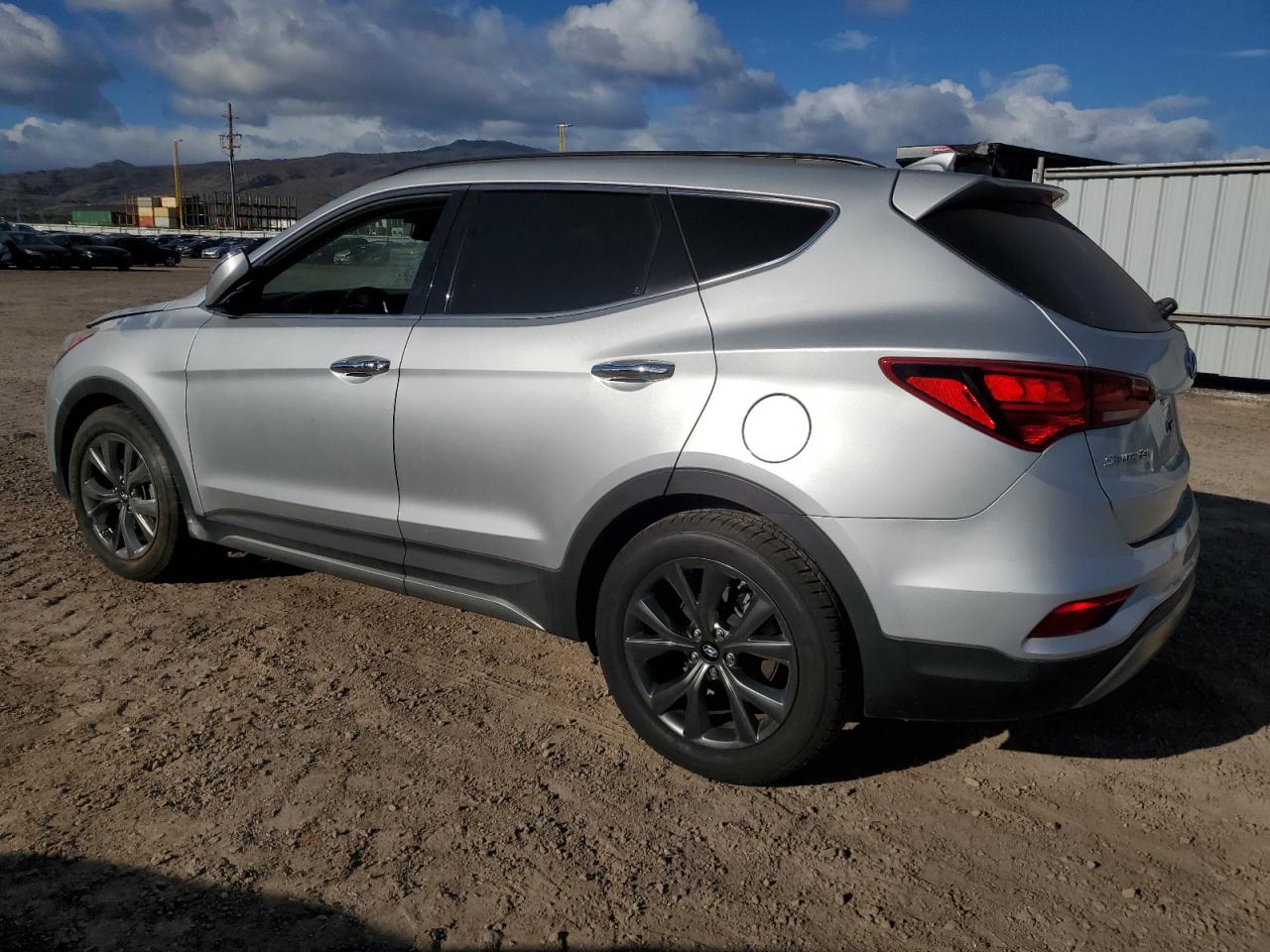 Hyundai SANTA FE Image 8