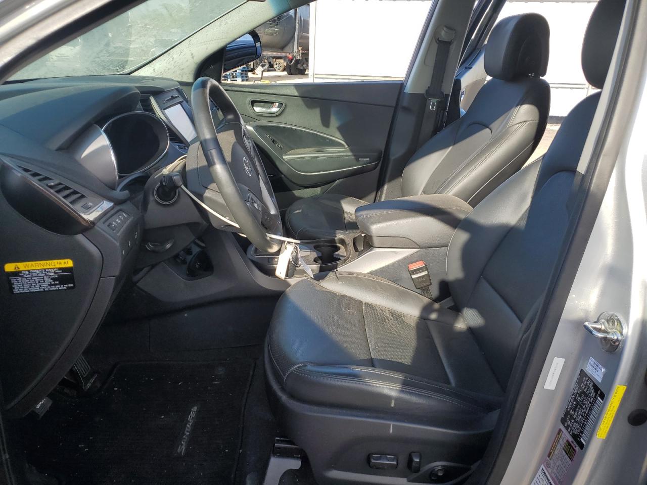 Hyundai SANTA FE Image 11