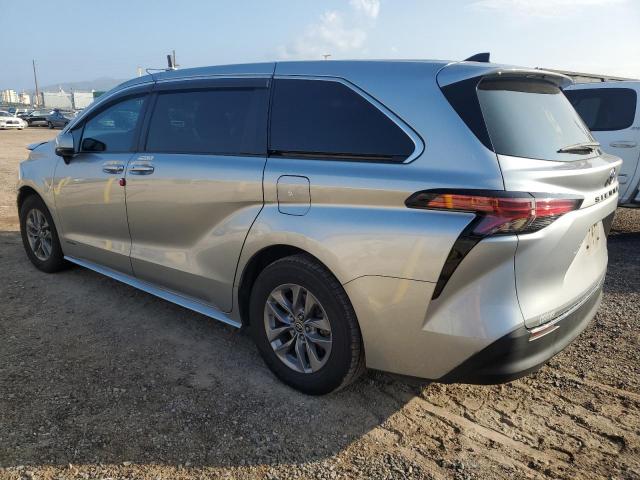 Toyota Sienna Le Image 13