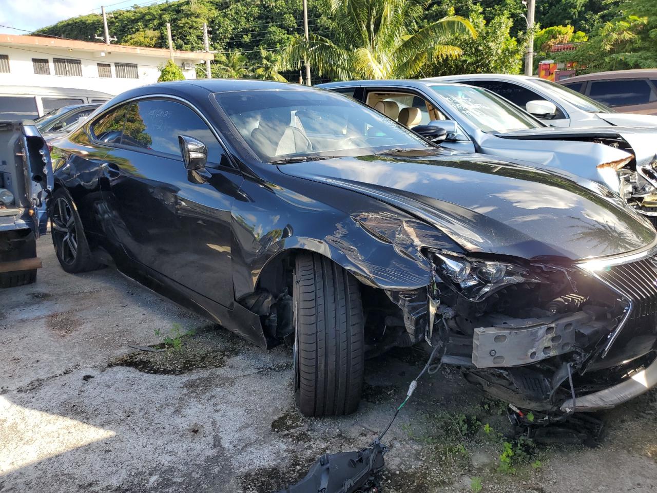 Lexus Rc 200t Image 3