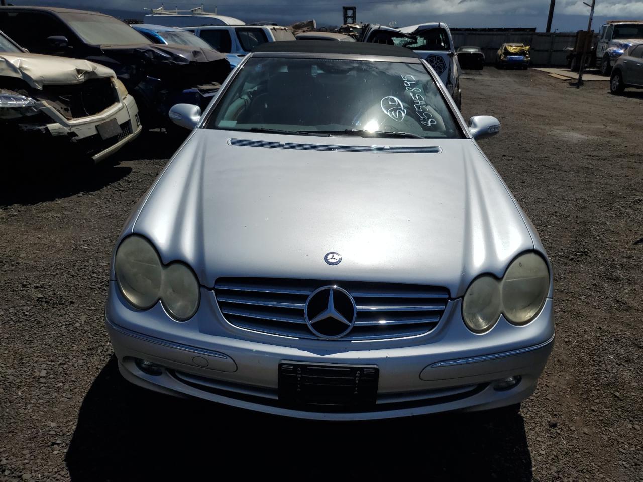 Mercedes-Benz Clk-class 320 Image 3