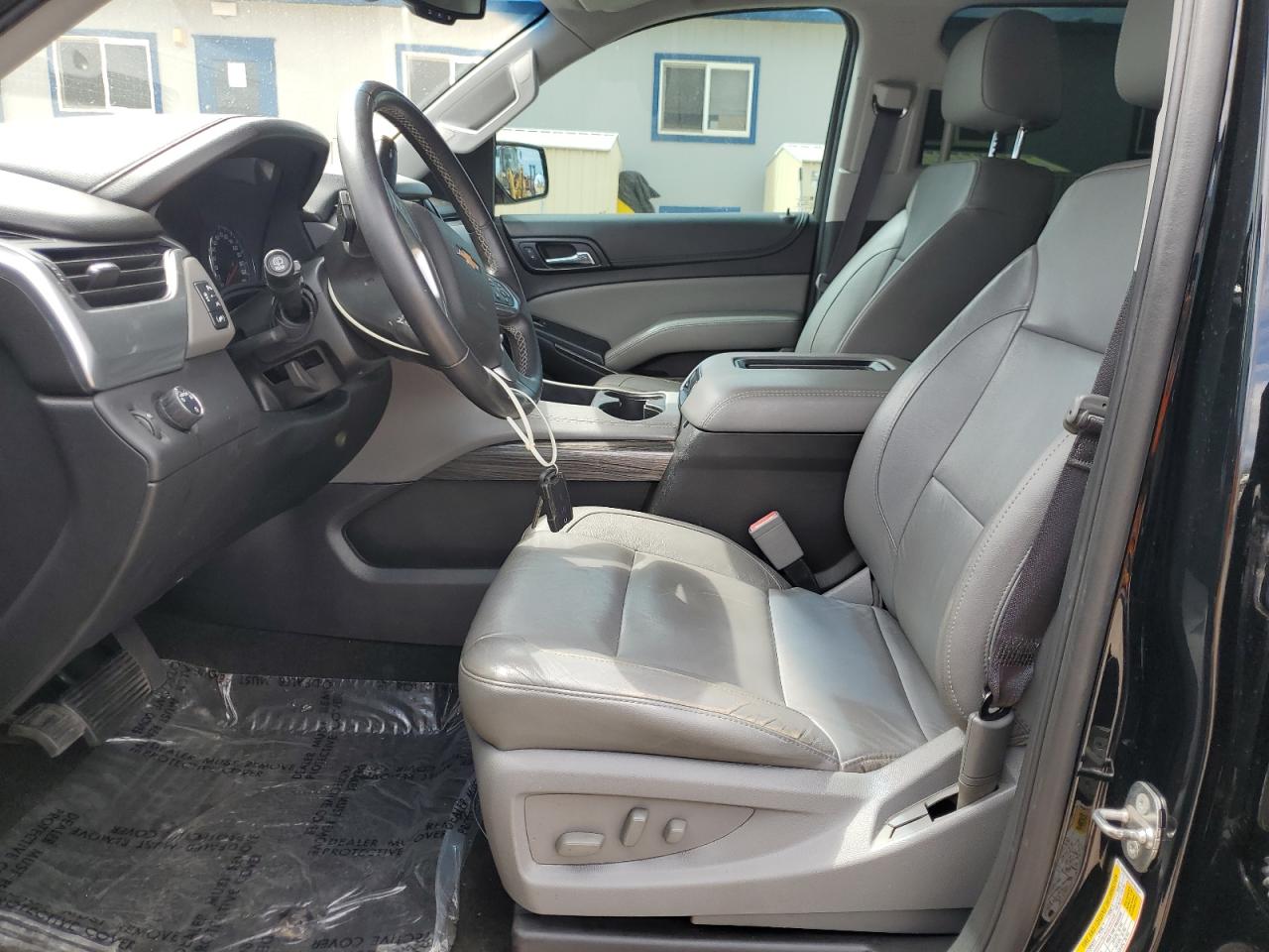 Chevrolet Tahoe C1500 Lt Image 3