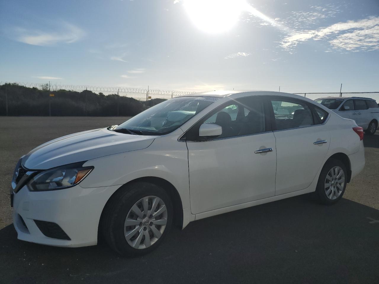 Nissan Sentra S Image 1