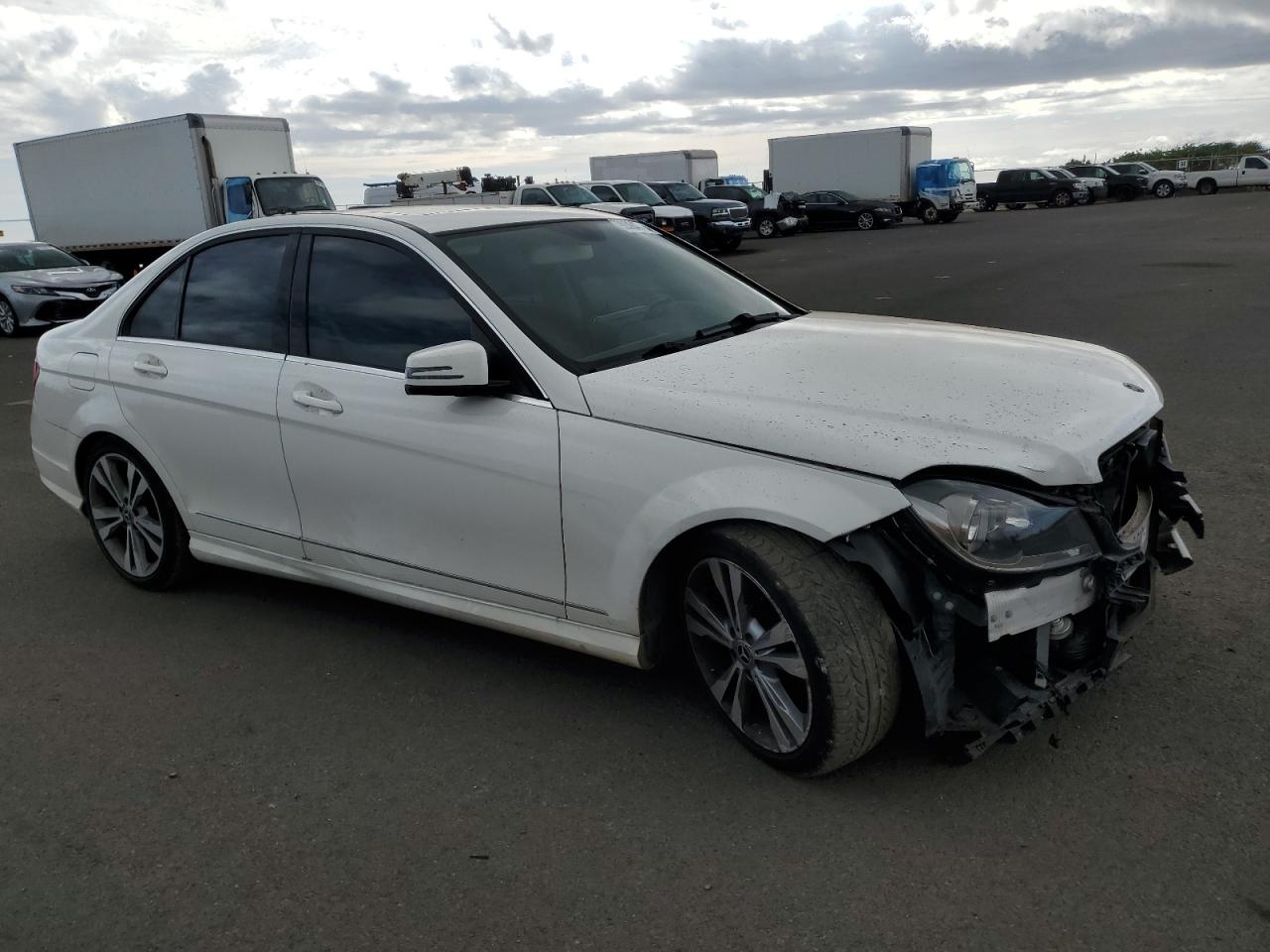 Mercedes-Benz C-Class 250 Image 3