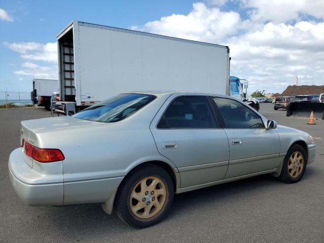 Toyota Camry Ce Image 6