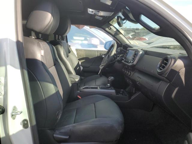 Toyota Tacoma Double Cab Image 10