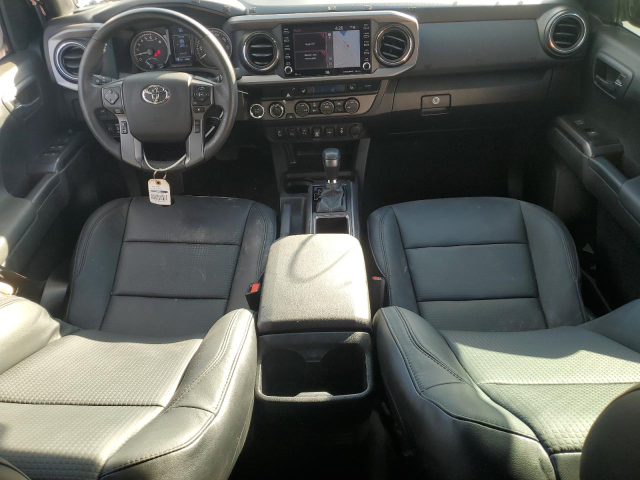 Toyota Tacoma Double Cab Image 8