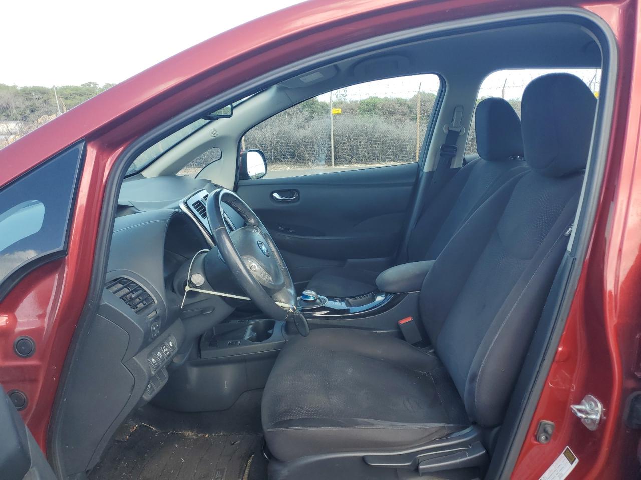 Nissan LEAF S Image 9