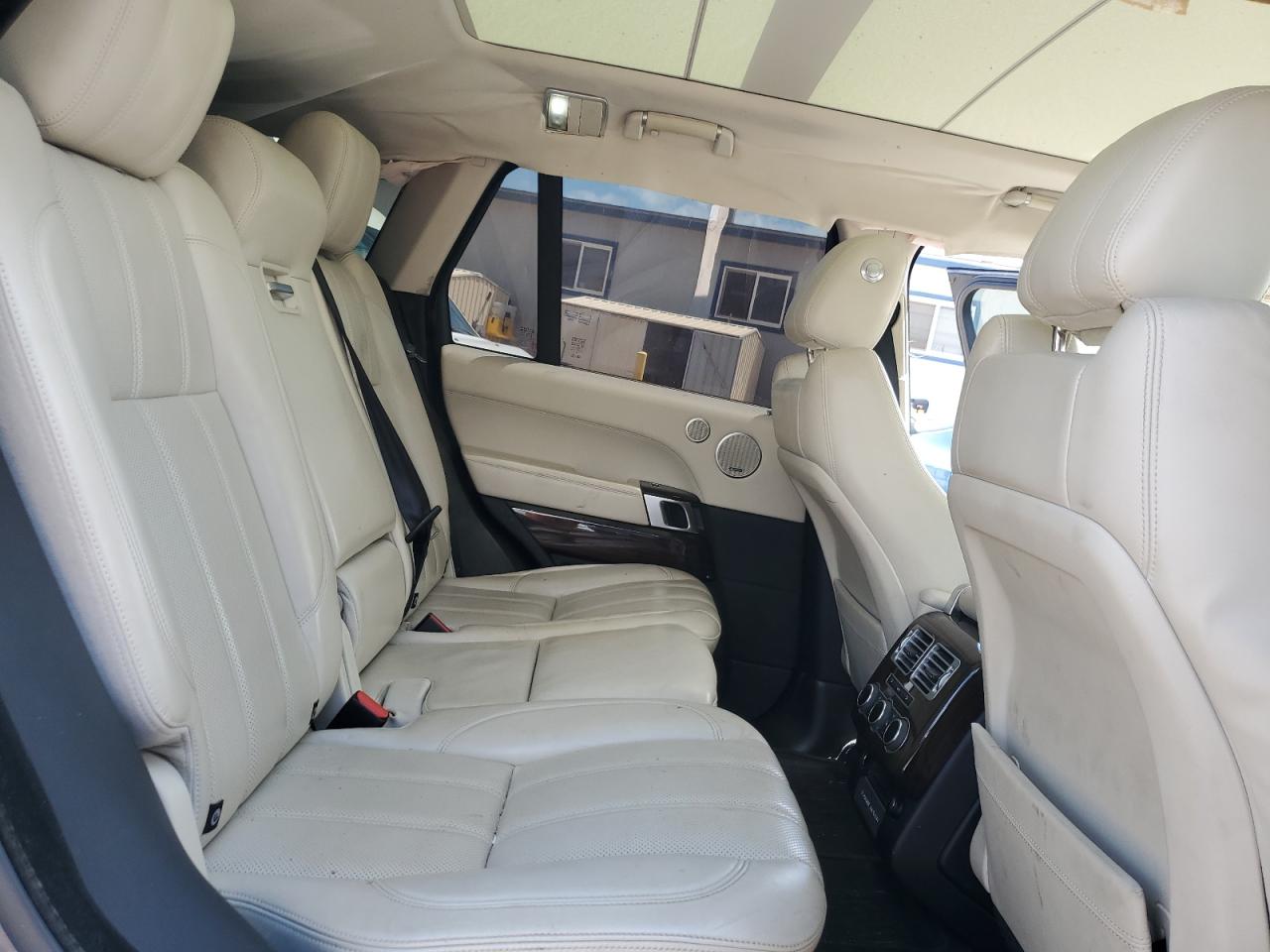 Land Rover Range Rover Supercharged Image 12