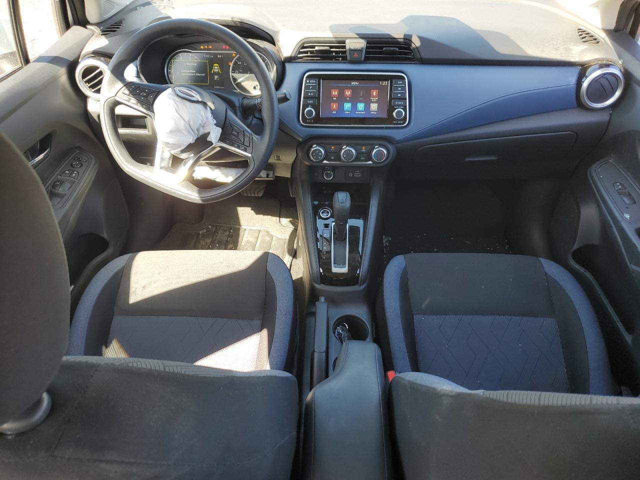 Nissan Versa Sv Image 10