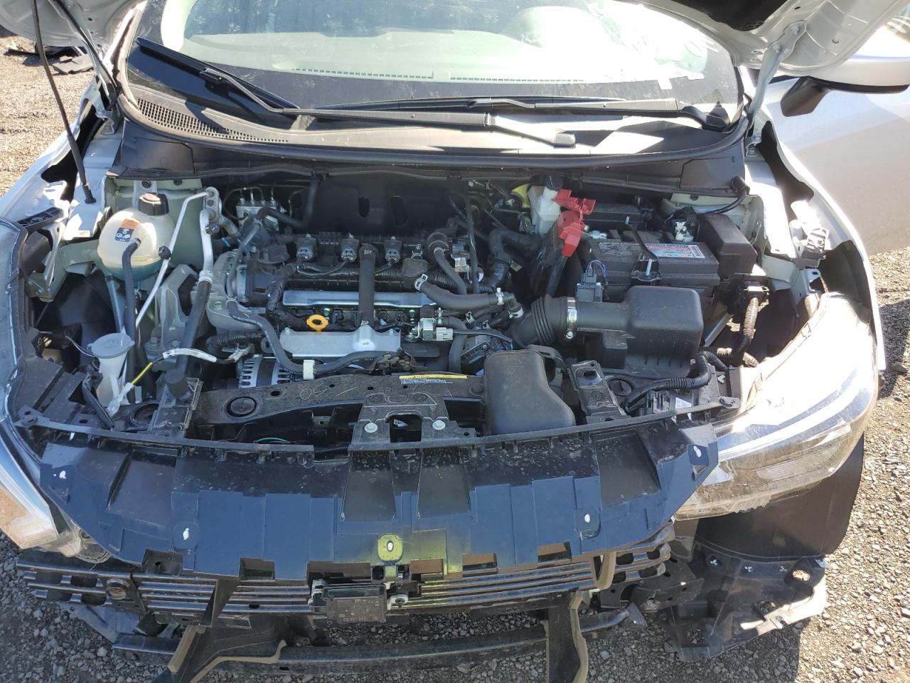 Nissan Versa Sv Image 8