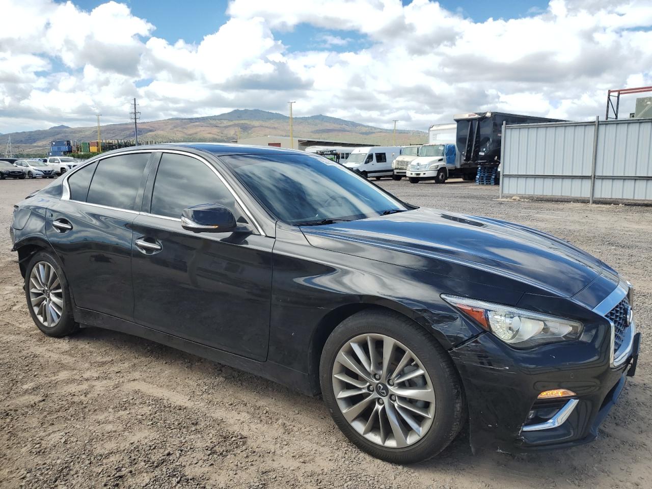 INFINITI Q50 Luxe Image 9