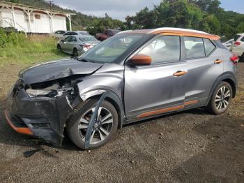  Salvage Nissan Kicks