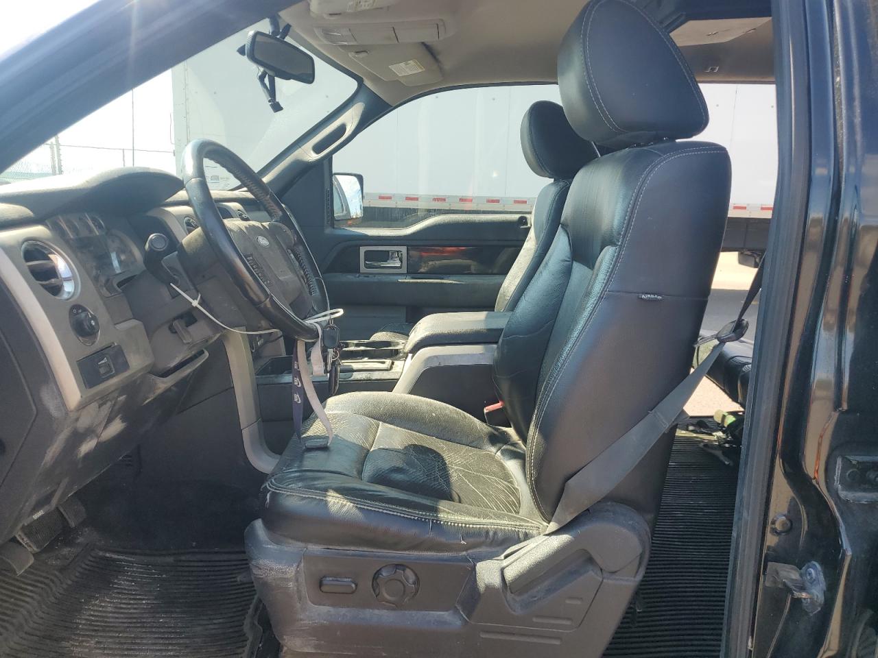 Ford F-150 Supercrew Image 11