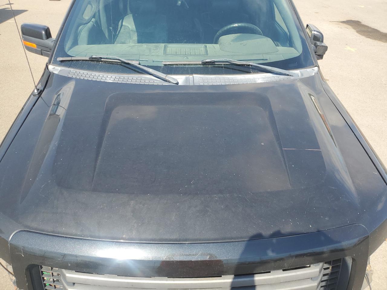 Ford F-150 Supercrew Image 8